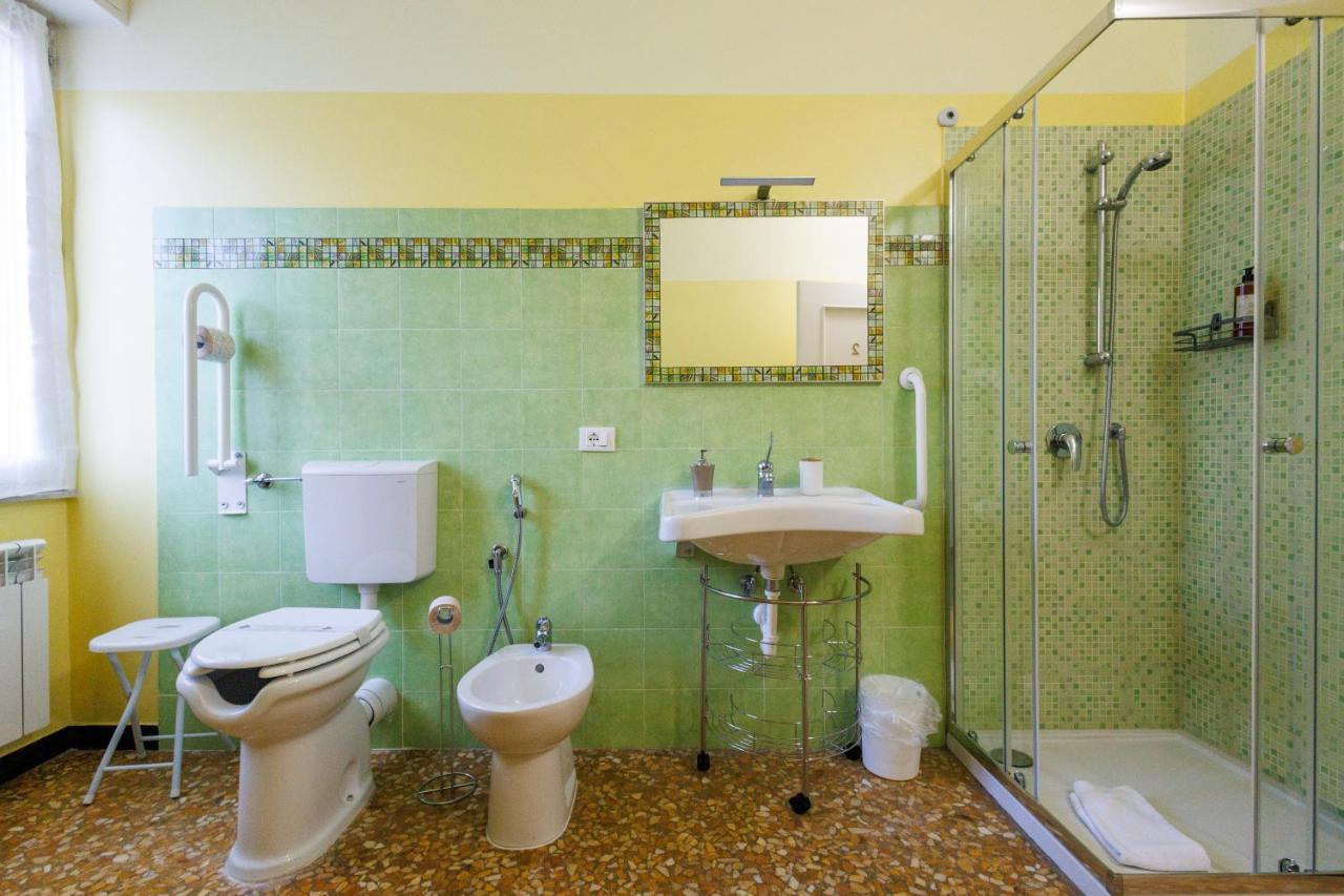 Casa Vittoria Di San Martino Affittacamere Genua Exterior foto